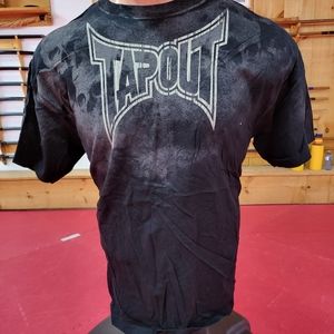NWT TapOut Licensed Tee Authentic Collector Design XL